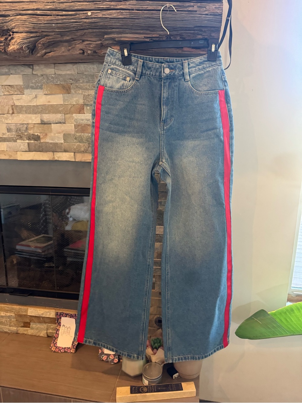 Commense Blue Denim Wide-Leg Jeans with Red Side Stripes